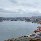 Schon sind wir in St. Johns, der Hauptstadt von Neufundland. Vom Signal Hill aus erhält man einen guten Überblick über die kleine Hauptstadt. 
