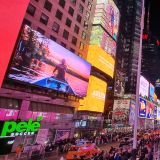 Der "Times Square" bei Nacht, man schaue sich mal die Menschenmassen an, einfach unglaublich.
