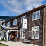 Im Goldgräberstädtchen "Dawson City" besuchen wir als erstes das Visitor Centre. 
