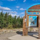 Da stehen wir wieder, am Startpunkt des legendären Dempster Highways. 
