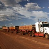 Road-Train auf dem ersten Teil des "Talawana Track".
