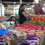 Auf dem Gemuese- und Fruechtemarkt in Lautoka (Fidschi).
