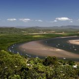 Blick auf den Hafen von "Cooktown".

