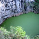 Kratersee im "Atherton Tableland". 

