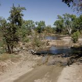 Wasserdurchfahrt auf dem Track in den "Purnunulu N.P." oder auch bekannt als die "Bungle Bungles". 
