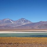 Diesmal werden wir nicht enttäuscht. Bei der Laguna Santa Rosa werden unsere Erwartungen vollends übertrofen. Auf 3800m verbringen wir die bisher kälteste Nacht bei 11 Grad unter Null
