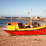 Farbenfrohe Fischerboote in Punta del Diabolo
