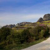 Die Landschaft mit den feingeschliffenen Sandsteinfelsen kommt jetzt im Frühling besonders gut zur Geltung, ...
