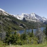 Blick auf den Upper Lake im Waterton Lakes N.P. 
