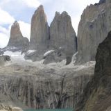 Wunderbare Aussicht auf die drei Torres mit dem davorliegenden See.
