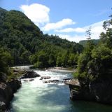 Die Carretera Austral führt an unzähligen Seen und Flüssen vorbei.
