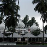 Malaysia ist muslimisch.
