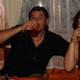 Auf unser zweijaehriges Reisejubilaeum trinken wir einen kraeftigen Schluck! PROSCHT
