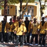 An der Waterfront stimmen wir uns schon mal musikalisch auf Afrika ein
