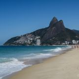 ... und zum ersten der beiden berühmten Traumstrände von Rio de Janeiro, dem Beach von Ipanema.
