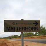 Wo bitte geht es denn hier zum Matterhorn? Die Australier sind teilweise schon etwas grössenwahnsinnig. 
