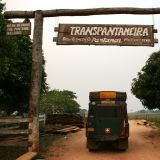Die Safari kann beginnen. Morgens um 05.30 Uhr starten wir auf der Transpantaneira, hinein ins Pantanal
