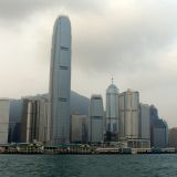 Die Skyline von Hong Kong Island. Rechts im Bild, der Tower des Finanzzentrums mit 416m Höhe.
