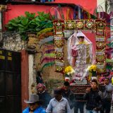 In Chichicastenango findet am Samstag Abend eine kleine Prozession statt.

