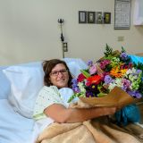 Anita hat sich leider in der Karibik mit einem Tropenvirus angesteckt und musste deshalb für eine Woche im Spital pausieren. Ein riesiger und bunter Blumenstrauss von unserem Team Pajarito hilft ihr bei der Genesung. Liebe Andrea und lieber Martin, ein herzliches Dankeschön für die Blumen und eure Hilfe! Ebenfalls ein riesiges Merci an alle, welche Anita gute Besserung gewünscht haben. 
