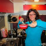 Als Weihnachtsmenü gibt’s was altbewährt Schweizerisches, welches wir extra für diesen Tag aus der Schweiz mitgenommen haben: Es Chäsfondü - fingerlickinggood :-)
