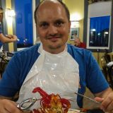 Lobster Schmaus in Alma. Tut einem ja fast ein bisschen leid, wenn man das schöne Tier anschaut. 
