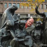 Roger und seine Chicas.
