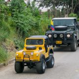 Der Land Rover Club Kolumbien verbringt sein Wochenende ebenfalls in Villa de Leyva. Da fühlen wir uns doch gleich heimisch. 
