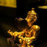Im Museum sind ca. 35'000 Artefakte aus Gold, Platin- und Silber ausgestellt und ...
