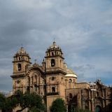 ... und die imposante Kathedrale an der Plaza de Armas. 
