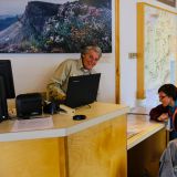 Unsere Lieblingsrangerin Sue im Chisos Basin Visitor Centre, Big Bend N.P. 
