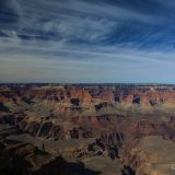 Der Grand Canyon ist fast 450km lang und bis zu 1800m tief.
