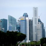 Die Wolkenkratzer von Singapur's Skyline. 

