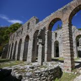 Die Basilika von Butrint wurde teilweise wieder rekonstruiert. 
