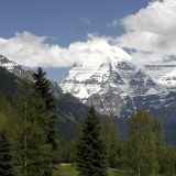 Mount Robson mit 3954m der höchste Berg der kanadischen Rocky Mountains. 
