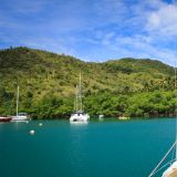 Ansteuerung in die malerische Marigot Bay auf St. Lucia

